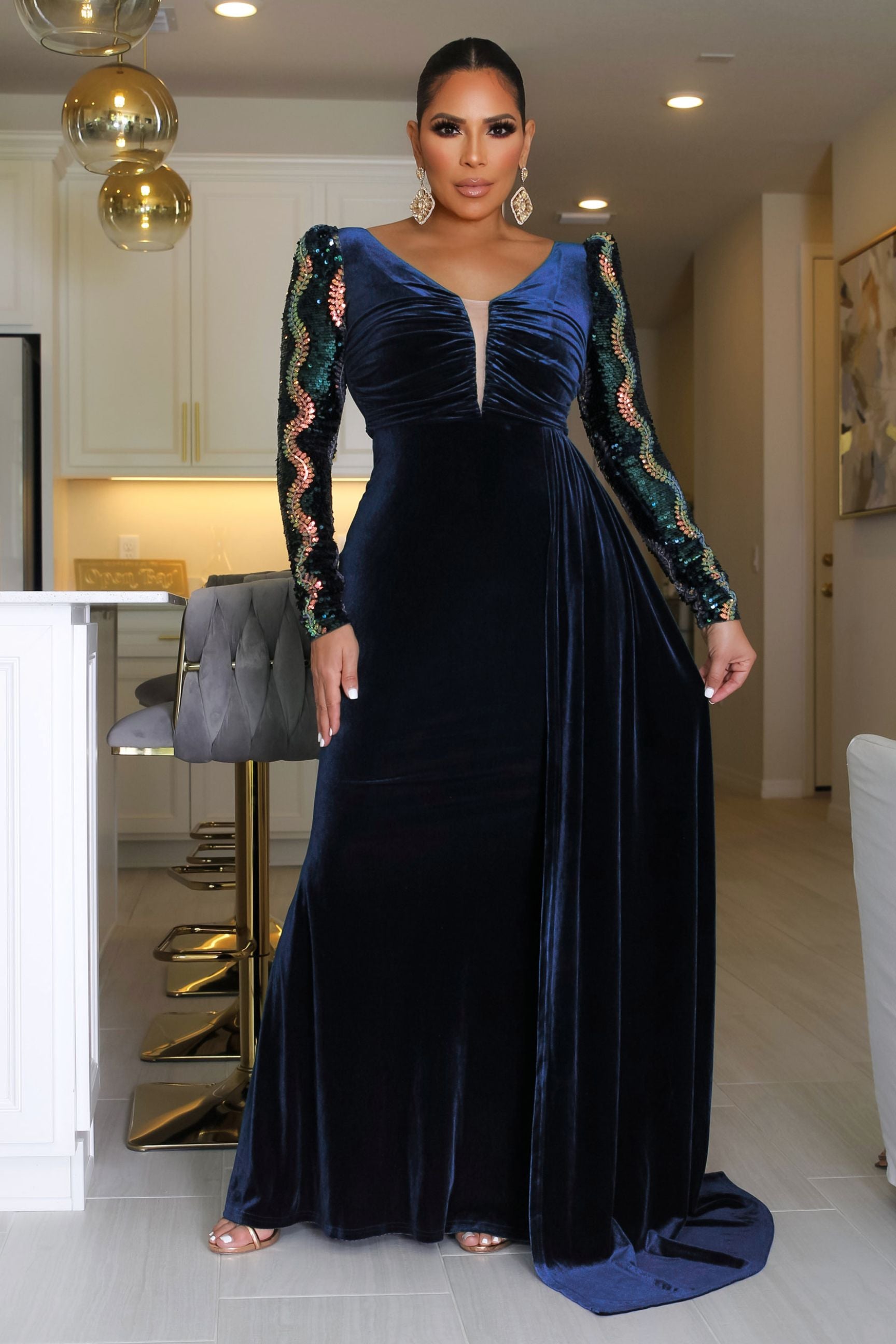 Ailyn Contrast Sequin Velvet Formal Dress