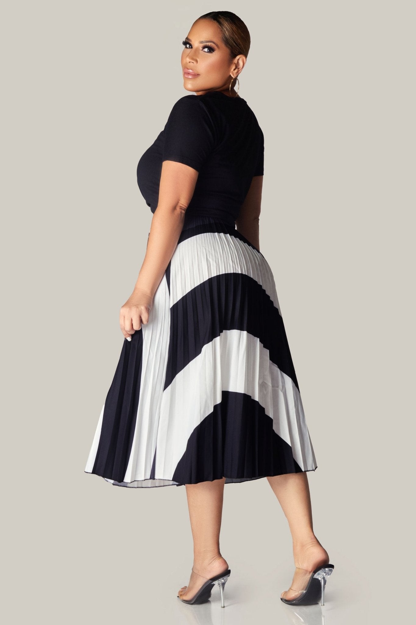 Kehlani ONE SIZE FITS ALL Pleated Skirt - MY SEXY STYLES