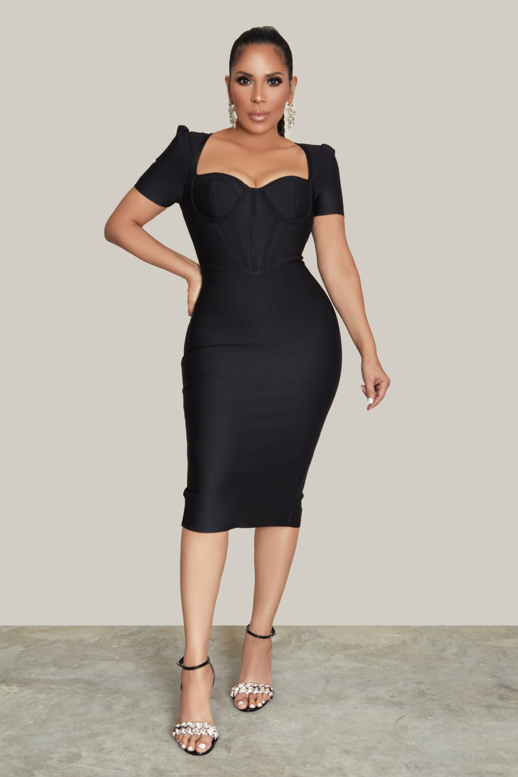 Lina Sweetheart Neck Bandage Dress